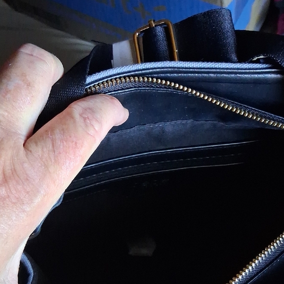 NEW bebe Black and Gray Tote Bag - Picture 7 of 8